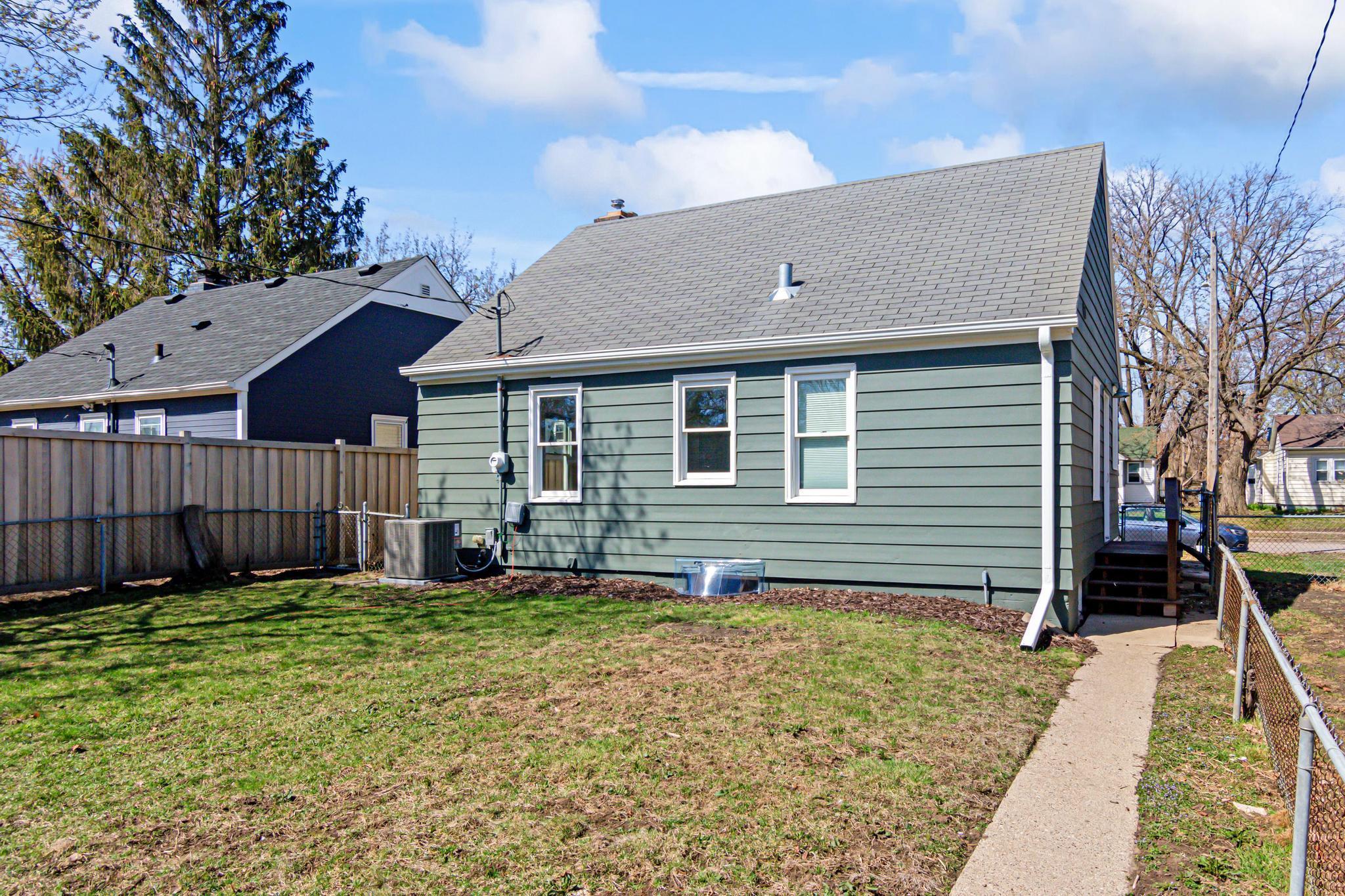 6021 3rd Avenue S-19.jpg
