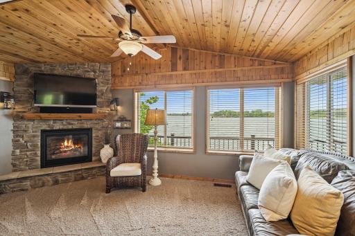11847 Gulden Avenue NW, Maple Lake, MN 55358