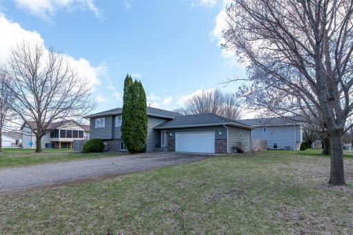 2026 Valley View Drive, North Mankato, MN 56003