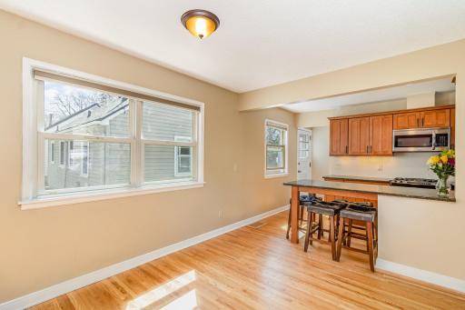 Large open flow from main level addition to kitchen
