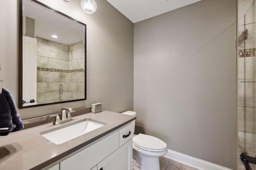 6671 Amberwood Lane, Chanhassen, MN 55317