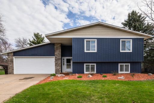 8060 77th Street S, Cottage Grove, MN 55016