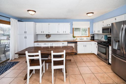 8060 77th Street S, Cottage Grove, MN 55016