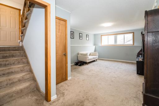 8060 77th Street S, Cottage Grove, MN 55016