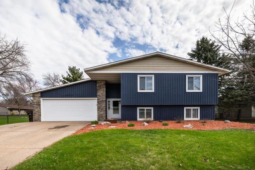 8060 77th Street S, Cottage Grove, MN 55016
