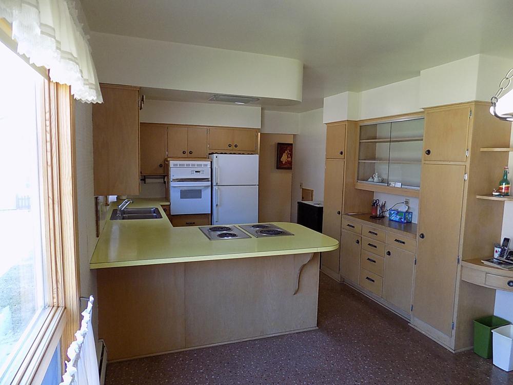 kitchen2.jpg