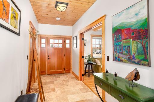 5370 Mckinley Drive, Hermantown, MN 55811