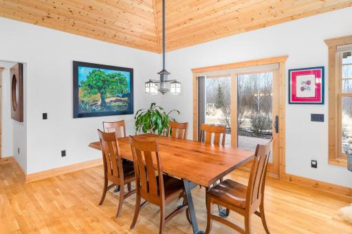 5370 Mckinley Drive, Hermantown, MN 55811