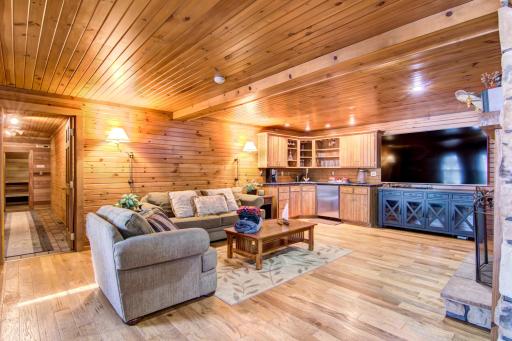 Wet bar in the family room! Great for entertaining!