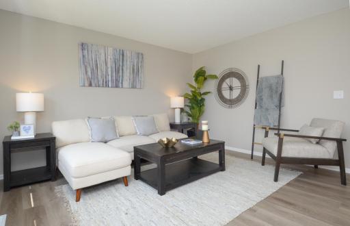 8539 Maplebrook Parkway N, Minneapolis, MN 55445