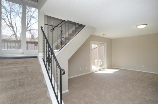 8539 Maplebrook Parkway N, Minneapolis, MN 55445