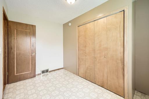 11352 Olive Street NW, Coon Rapids, MN 55448