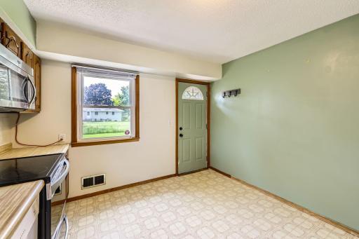 11352 Olive Street NW, Coon Rapids, MN 55448