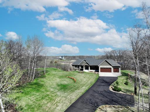 21397 Crimson Court, Lakeville, MN 55044
