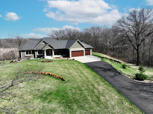 21397 Crimson Court, Lakeville, MN 55044