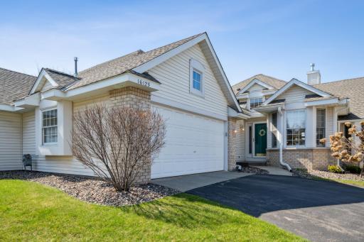 16125 Crystal Hills Drive, Lakeville, MN 55044