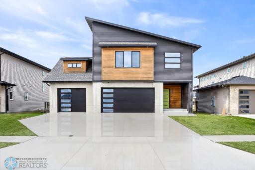 2228 10th Court W, West Fargo, ND 58078