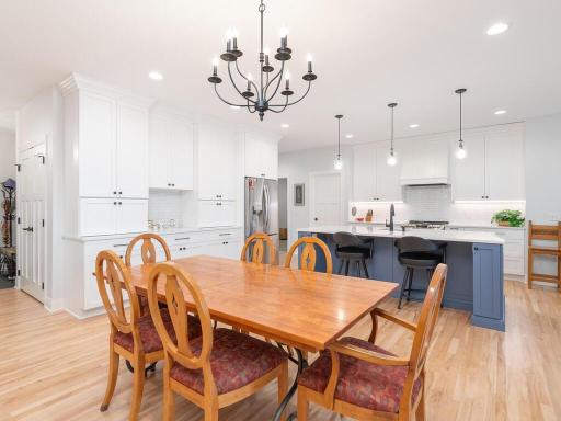 732 Old Beach Lane, Waconia, MN 55387