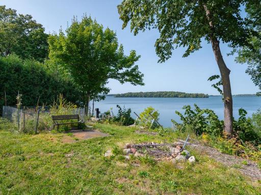732 Old Beach Lane, Waconia, MN 55387