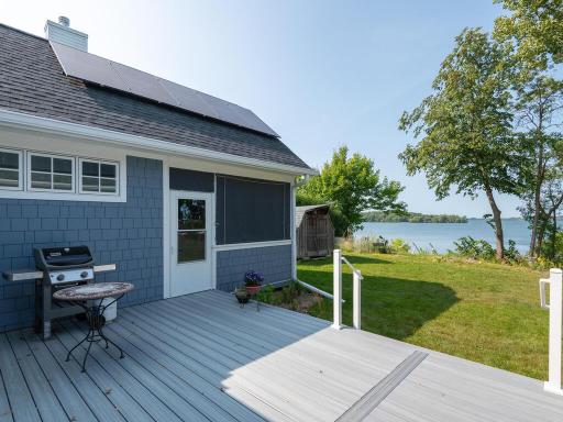 732 Old Beach Lane, Waconia, MN 55387