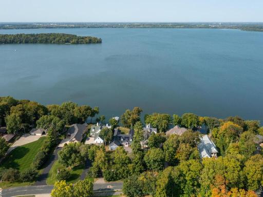 732 Old Beach Lane, Waconia, MN 55387