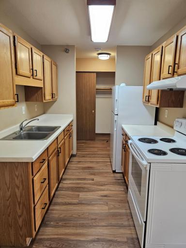 Renville, MN 56284