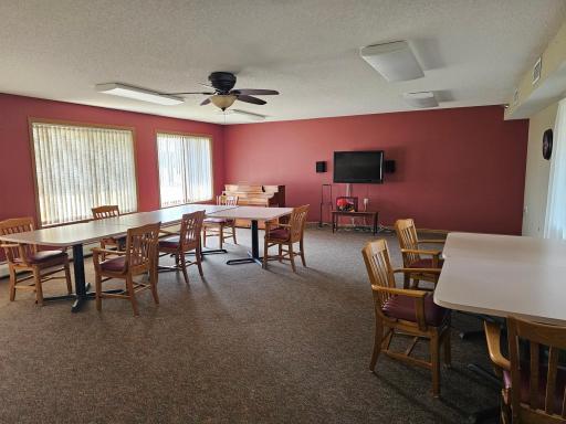 Renville, MN 56284