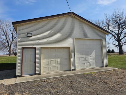 Renville, MN 56284