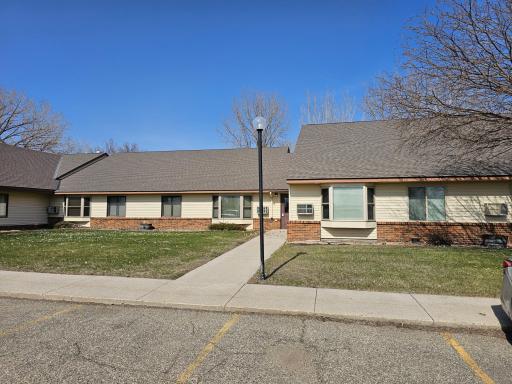 Renville, MN 56284