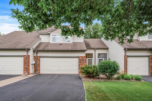 2499 Lockwood Drive, 61, Mendota Heights, MN 55120