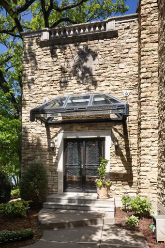 4649 E Lake Harriet Parkway, Minneapolis, MN 55419