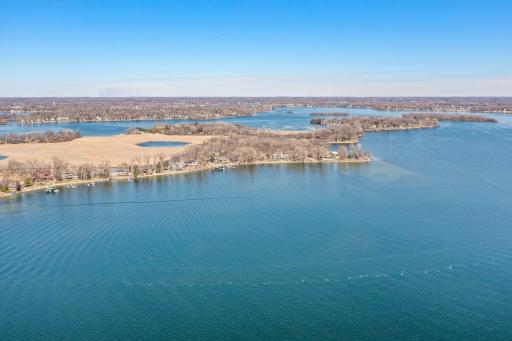 90-web-or-mls-4445 Enchanted Point-7.jpg
