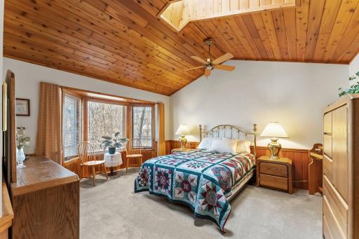 40-web-or-mls-4445 Enchanted Point-184.jpg