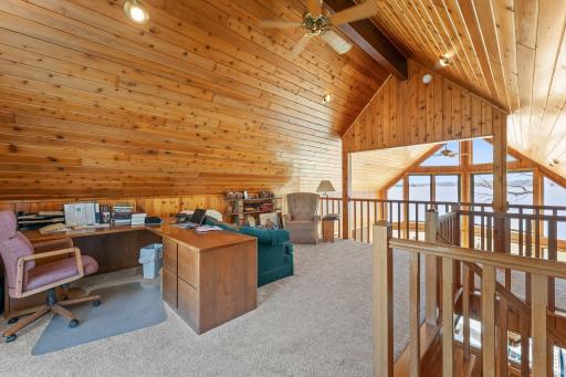 54-web-or-mls-4445 Enchanted Point-167.jpg