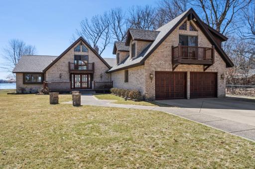 13-web-or-mls-4445 Enchanted Point-70.jpg