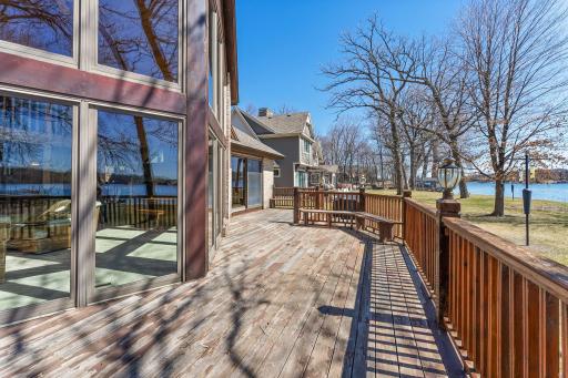 76-web-or-mls-4445 Enchanted Point-99.jpg