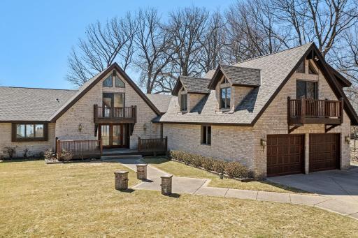 5-web-or-mls-4445 Enchanted Point-37.jpg