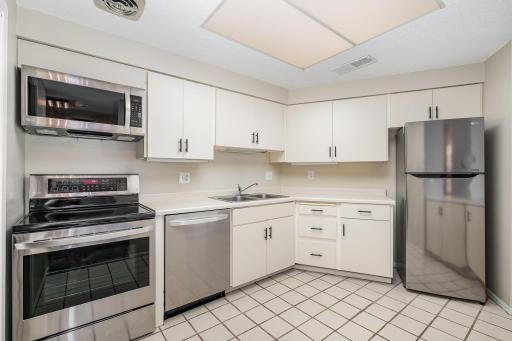 2265 Youngman Avenue, 402E, Saint Paul, MN 55116