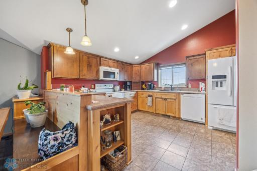 16798 Bird Dog Circle, Audubon, MN 56511