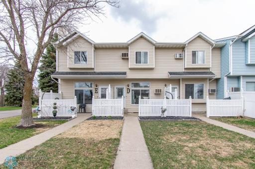 3709 10th Street N, D, Fargo, ND 58102