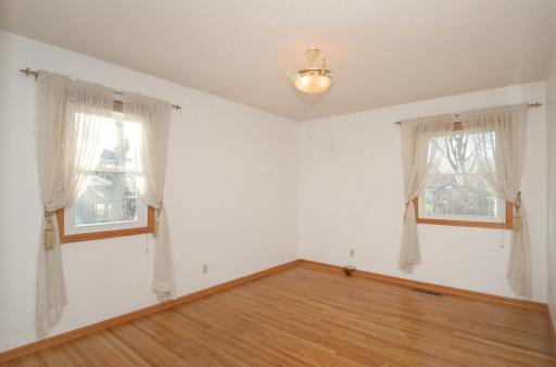 631 114th Lane NE, Minneapolis, MN 55434