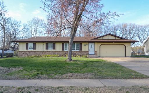 631 114th Lane NE, Minneapolis, MN 55434