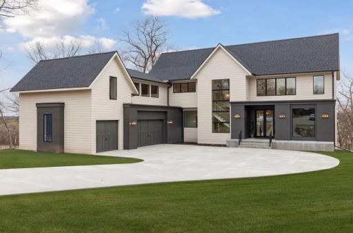 5010 Millie Road SW, Rochester, MN 55902
