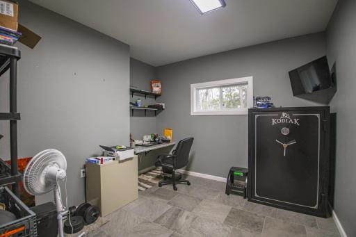 12858 Edgewater Road NW, Bemidji, MN 56601
