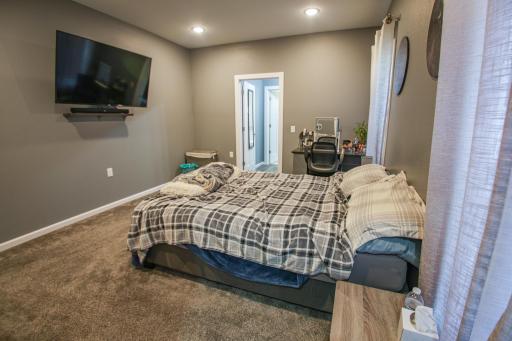 12858 Edgewater Road NW, Bemidji, MN 56601
