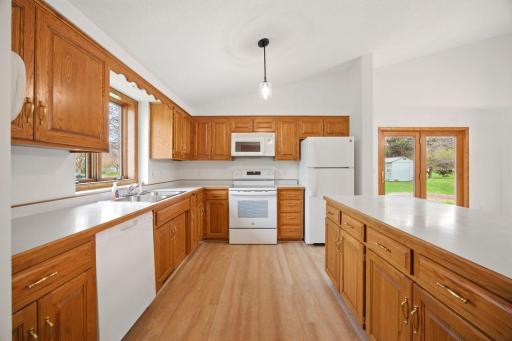 New Appliances, Oak Cabinetry, New Flooring & Fixtures