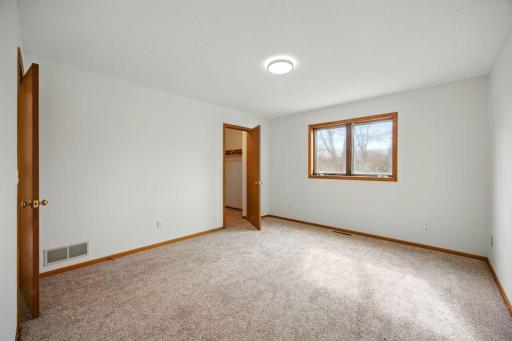 5716 Blue Jay Court, Saint Cloud, MN 56303