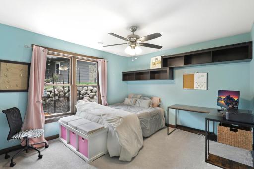 3420 Fairview Avenue N, Arden Hills, MN 55112