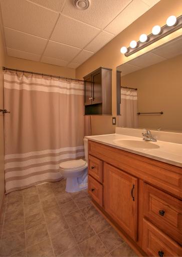 3435 Kenwood Place, Cambridge, MN 55008