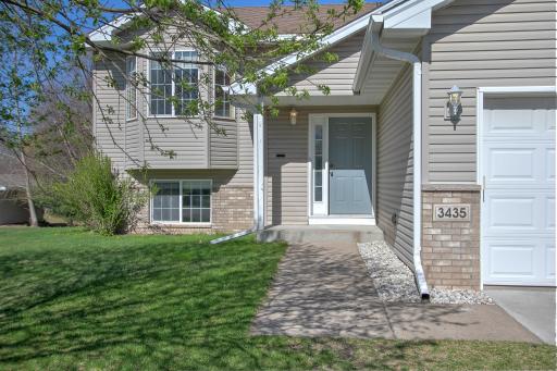 3435 Kenwood Place, Cambridge, MN 55008